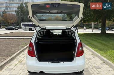 Хэтчбек Mercedes-Benz A-Class 2010 в 