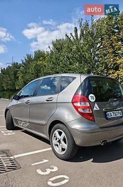 Хэтчбек Mercedes-Benz A-Class 2005 в 