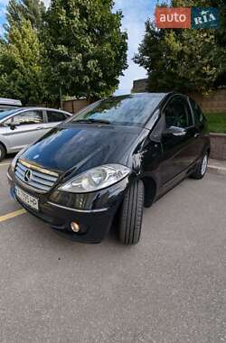 Хэтчбек Mercedes-Benz A-Class 2005 в 