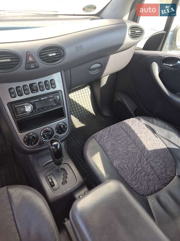 Хэтчбек Mercedes-Benz A-Class 2004 в Одессе