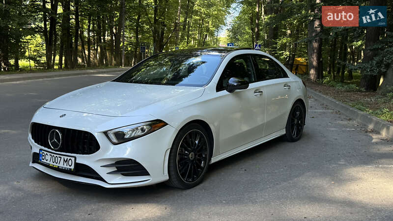 Седан Mercedes-Benz A-Class 2019 в 