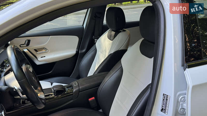 Седан Mercedes-Benz A-Class 2019 в Львове