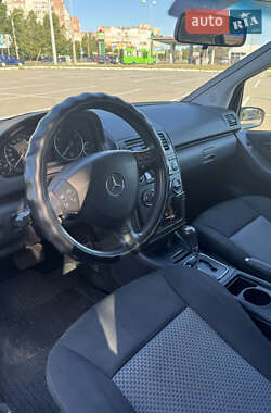 Хэтчбек Mercedes-Benz A-Class 2005 в 