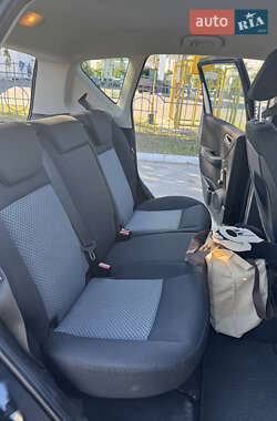 Хэтчбек Mercedes-Benz A-Class 2005 в 