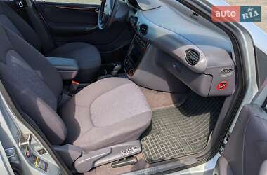 Хэтчбек Mercedes-Benz A-Class 2004 в 