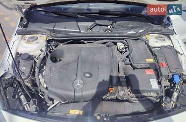 Хэтчбек Mercedes-Benz A-Class 2012 в 