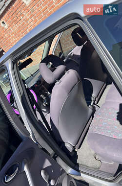 Хэтчбек Mercedes-Benz A-Class 1999 в 