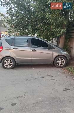 Купе Mercedes-Benz A-Class 2004 в 