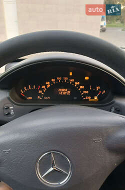 Хэтчбек Mercedes-Benz A-Class 2002 в 