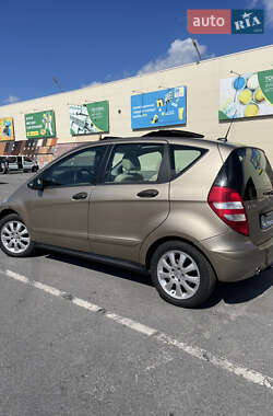 Хэтчбек Mercedes-Benz A-Class 2008 в 