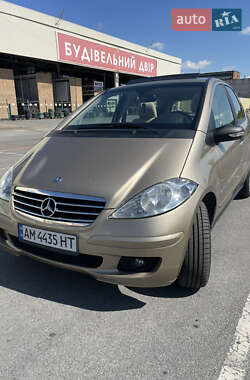 Хэтчбек Mercedes-Benz A-Class 2008 в 
