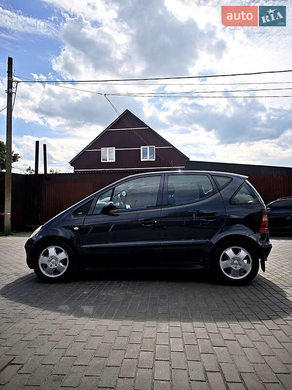 Хэтчбек Mercedes-Benz A-Class 2000 в Малине