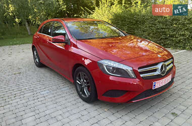 Хетчбек Mercedes-Benz A-Class 2014 в 