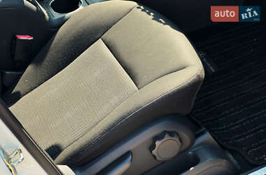 Хэтчбек Mercedes-Benz A-Class 2010 в 
