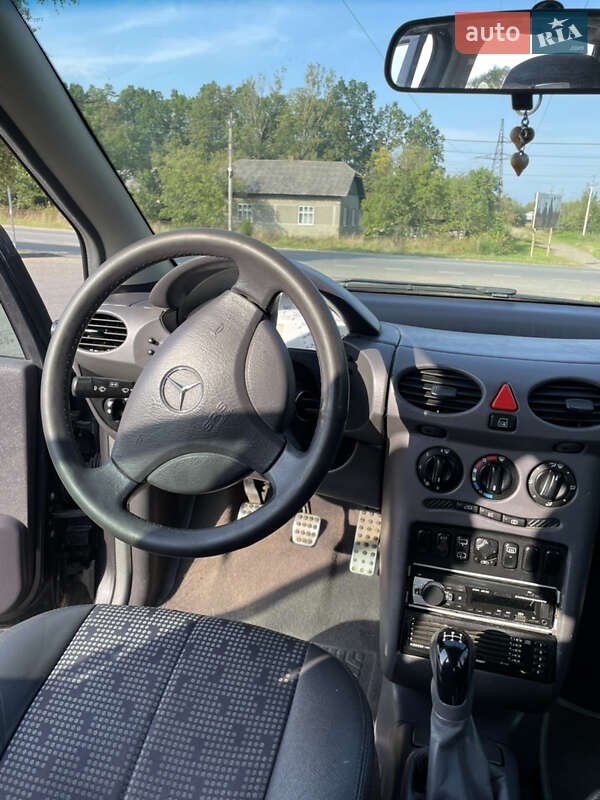 Хэтчбек Mercedes-Benz A-Class 2000 в Долине фото 16 Хэтчбек Mercedes-Benz A-Class 2000 в Долине