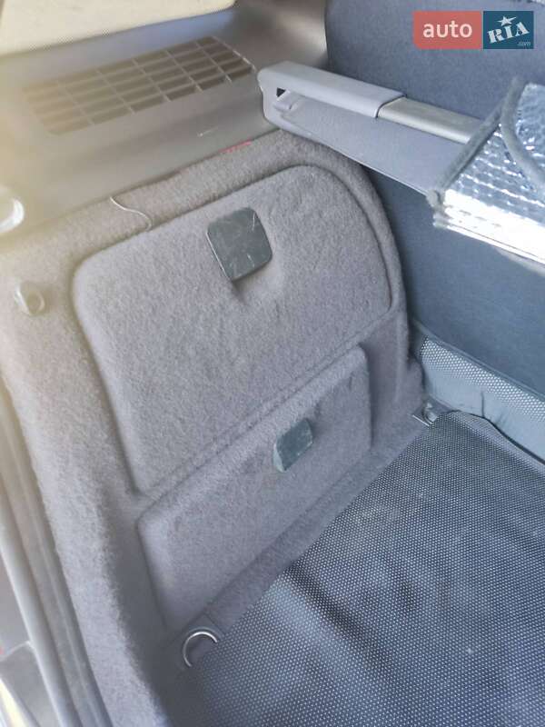 Хетчбек Mercedes-Benz A-Class 2000 в Києві фото 34 Хетчбек Mercedes-Benz A-Class 2000 в Києві