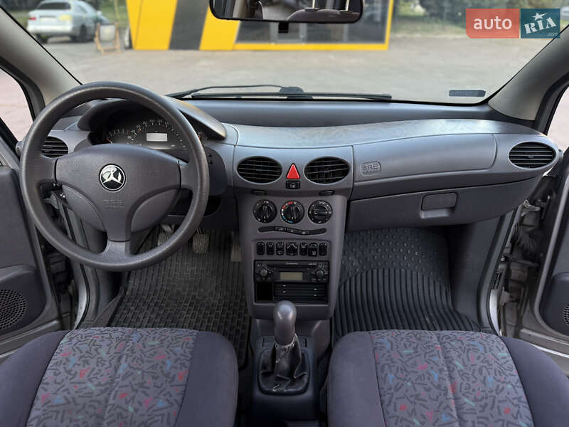 Хэтчбек Mercedes-Benz A-Class 1998 в Киеве
