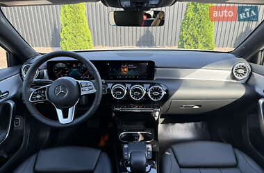 Седан Mercedes-Benz A-Class 2021 в 