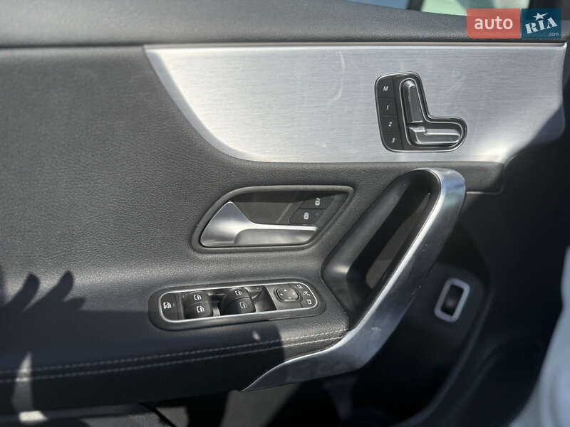Седан Mercedes-Benz A-Class 2021 в Одессе