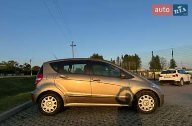 Хэтчбек Mercedes-Benz A-Class 2006 в 