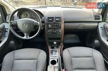 Хэтчбек Mercedes-Benz A-Class 2006 в 