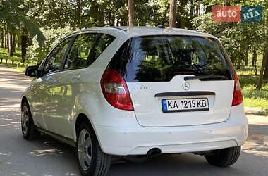 Хэтчбек Mercedes-Benz A-Class 2010 в 