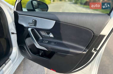 Седан Mercedes-Benz A-Class 2019 в 