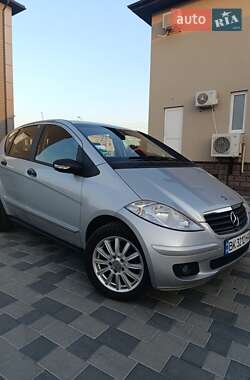 Хэтчбек Mercedes-Benz A-Class 2005 в Сарнах