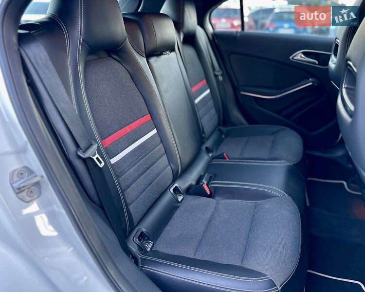 Хетчбек Mercedes-Benz A-Class 2012 в Києві