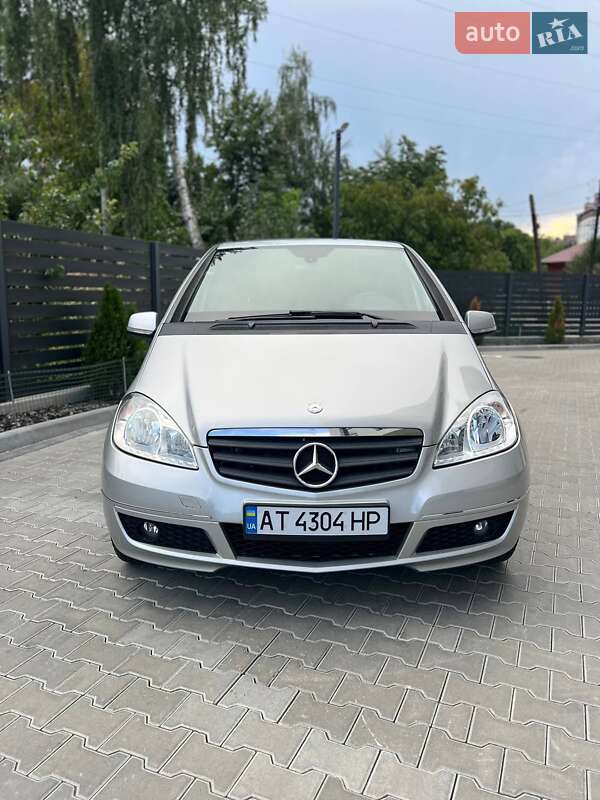 Хэтчбек Mercedes-Benz A-Class 2010 в Ивано-Франковске фото 9 Хэтчбек Mercedes-Benz A-Class 2010 в Ивано-Франковске