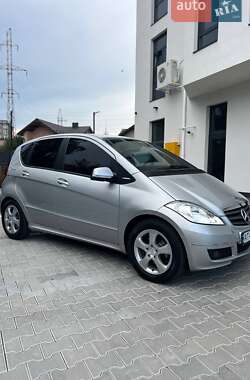 Хэтчбек Mercedes-Benz A-Class 2010 в Ивано-Франковске