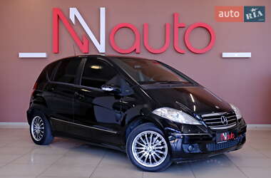 Хэтчбек Mercedes-Benz A-Class 2006 в  фото 8 Хэтчбек Mercedes-Benz A-Class 2006 в