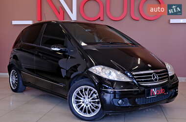 Хэтчбек Mercedes-Benz A-Class 2006 в  фото 10 Хэтчбек Mercedes-Benz A-Class 2006 в