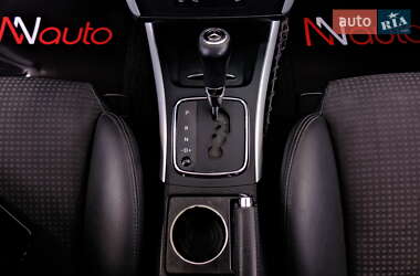 Хэтчбек Mercedes-Benz A-Class 2006 в  фото 26 Хэтчбек Mercedes-Benz A-Class 2006 в