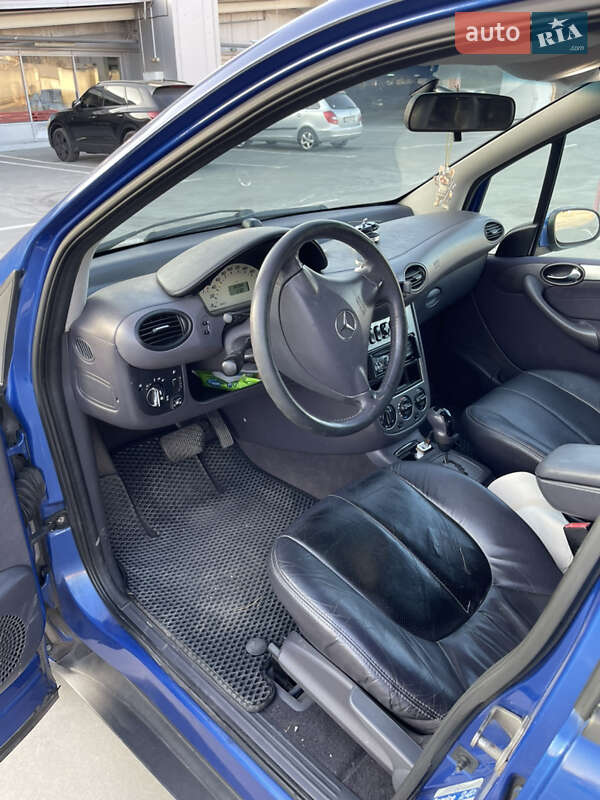 Хэтчбек Mercedes-Benz A-Class 2001 в Киеве
