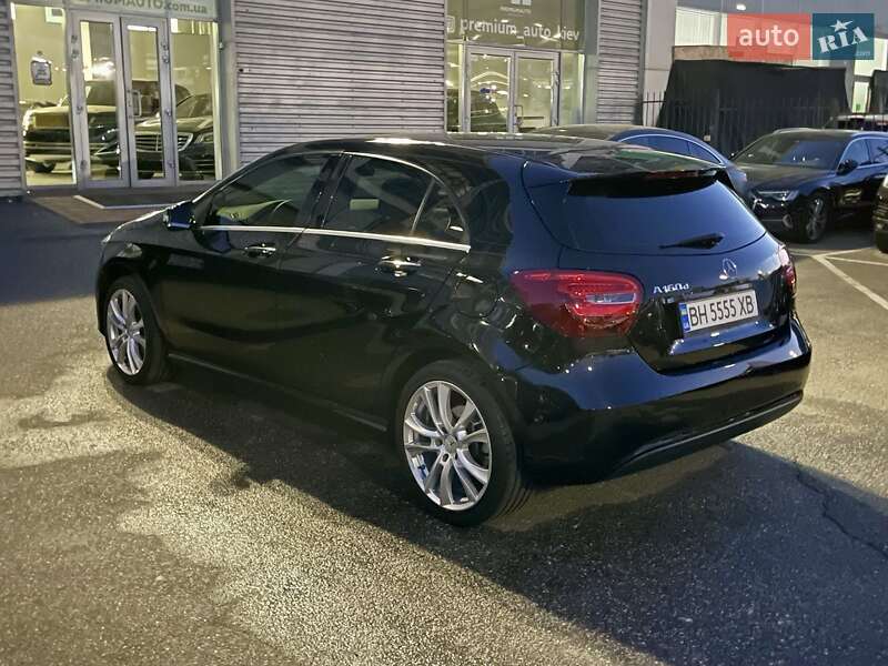 Хэтчбек Mercedes-Benz A-Class 2016 в Киеве