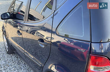 Хэтчбек Mercedes-Benz A-Class 2003 в 