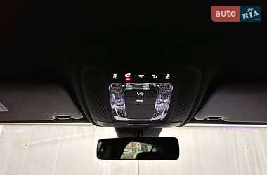 Хэтчбек Mercedes-Benz A-Class 2019 в 