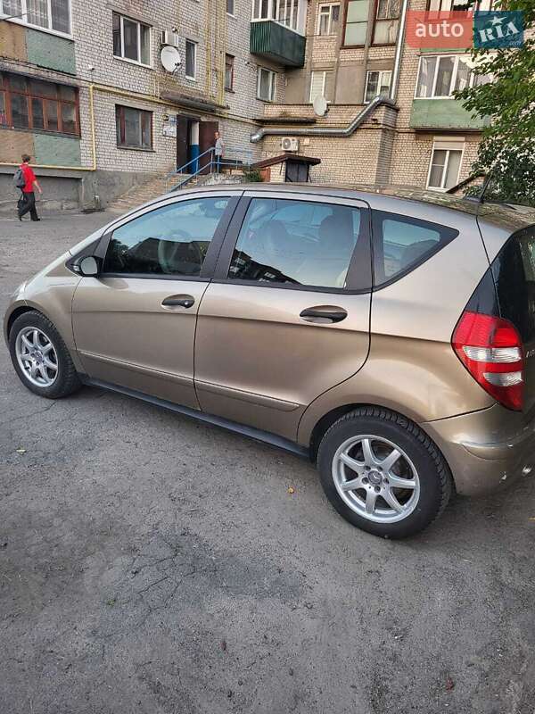Хэтчбек Mercedes-Benz A-Class 2004 в Шепетовке фото 4 Хэтчбек Mercedes-Benz A-Class 2004 в Шепетовке