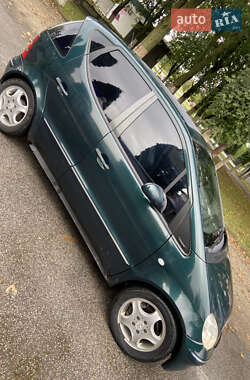 Хэтчбек Mercedes-Benz A-Class 2001 в 