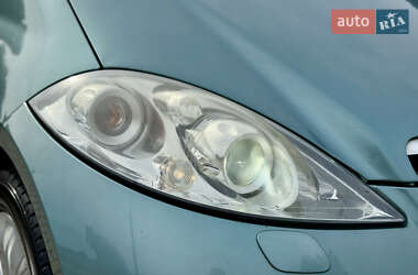 Хэтчбек Mercedes-Benz A-Class 2006 в 