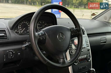 Хэтчбек Mercedes-Benz A-Class 2006 в 