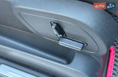 Хэтчбек Mercedes-Benz A-Class 2010 в 