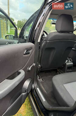 Хетчбек Mercedes-Benz A-Class 2007 в 