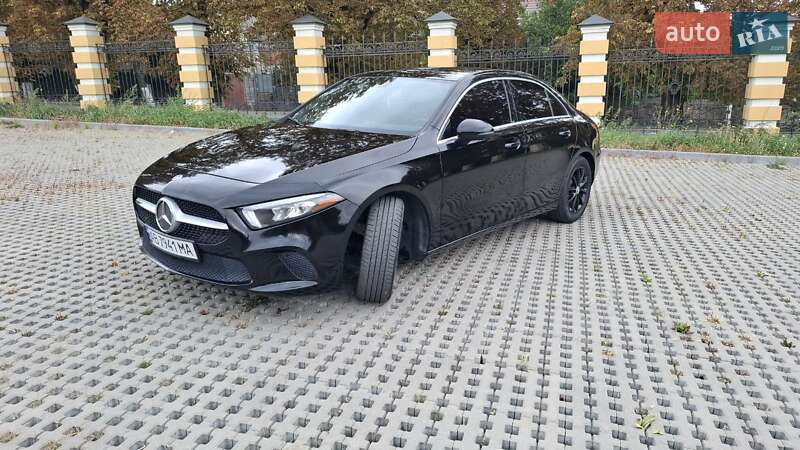 Седан Mercedes-Benz A-Class 2019 в Тульчині