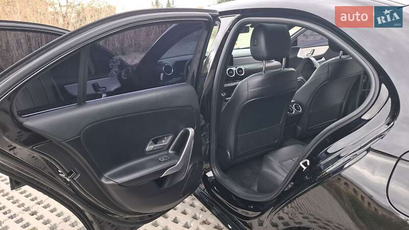 Седан Mercedes-Benz A-Class 2019 в Тульчині