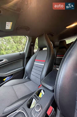 Хетчбек Mercedes-Benz A-Class 2014 в 