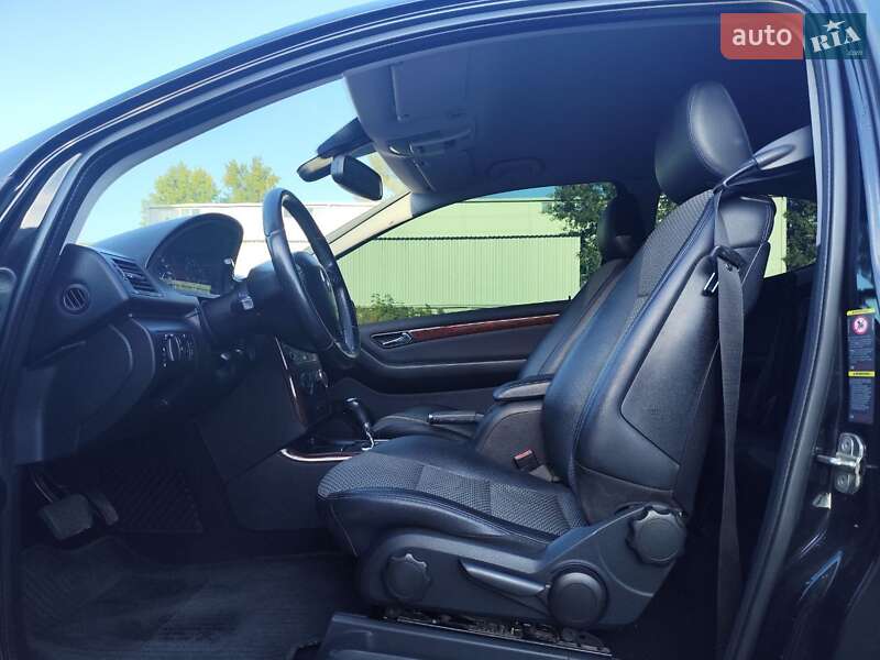 Купе Mercedes-Benz A-Class 2010 в Києві