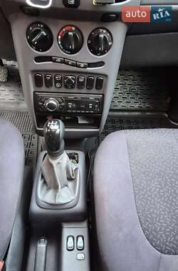 Хэтчбек Mercedes-Benz A-Class 1999 в 