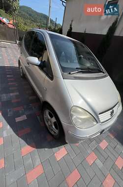 Хэтчбек Mercedes-Benz A-Class 2002 в 